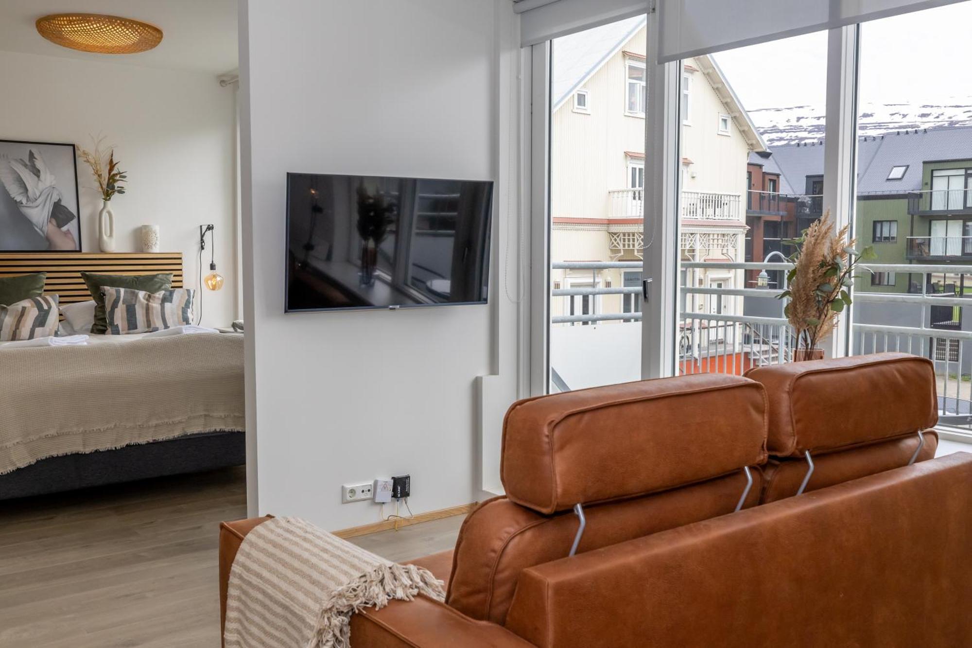 Charming Deluxe Apartment アークレイリ 部屋 写真