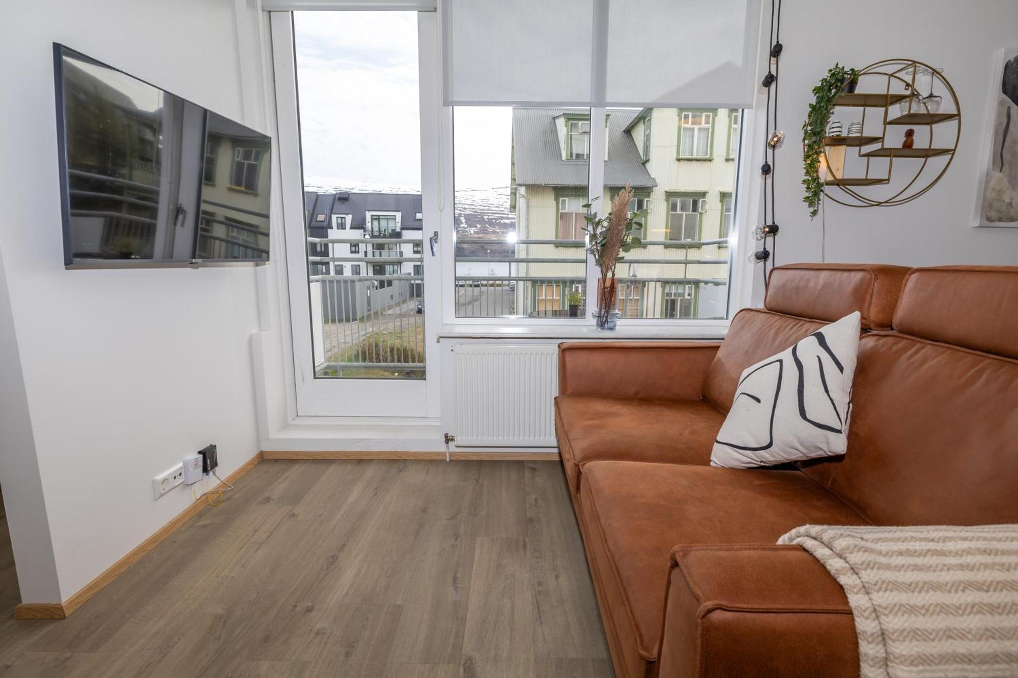 Charming Deluxe Apartment アークレイリ 部屋 写真