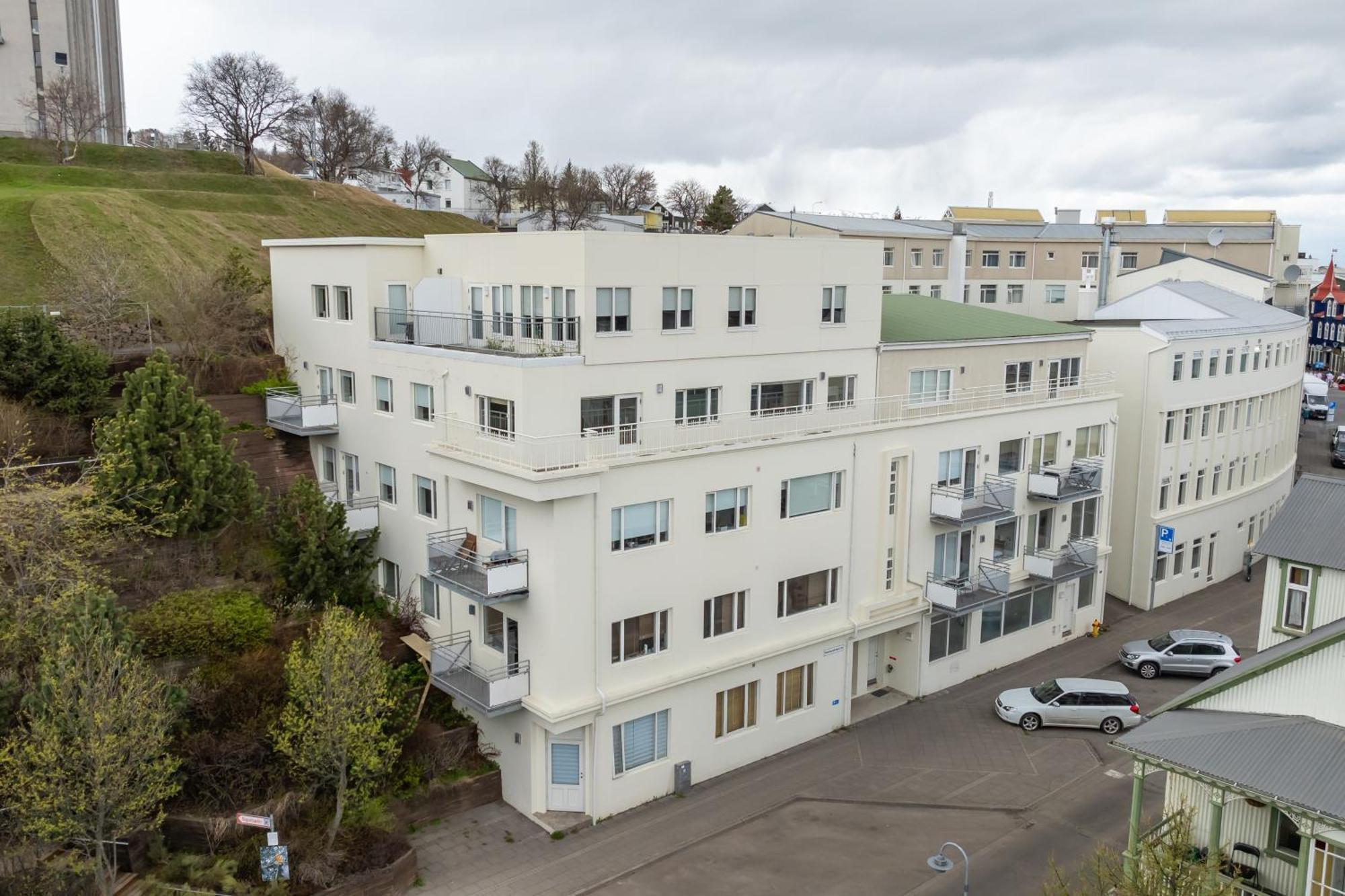 Charming Deluxe Apartment アークレイリ 部屋 写真