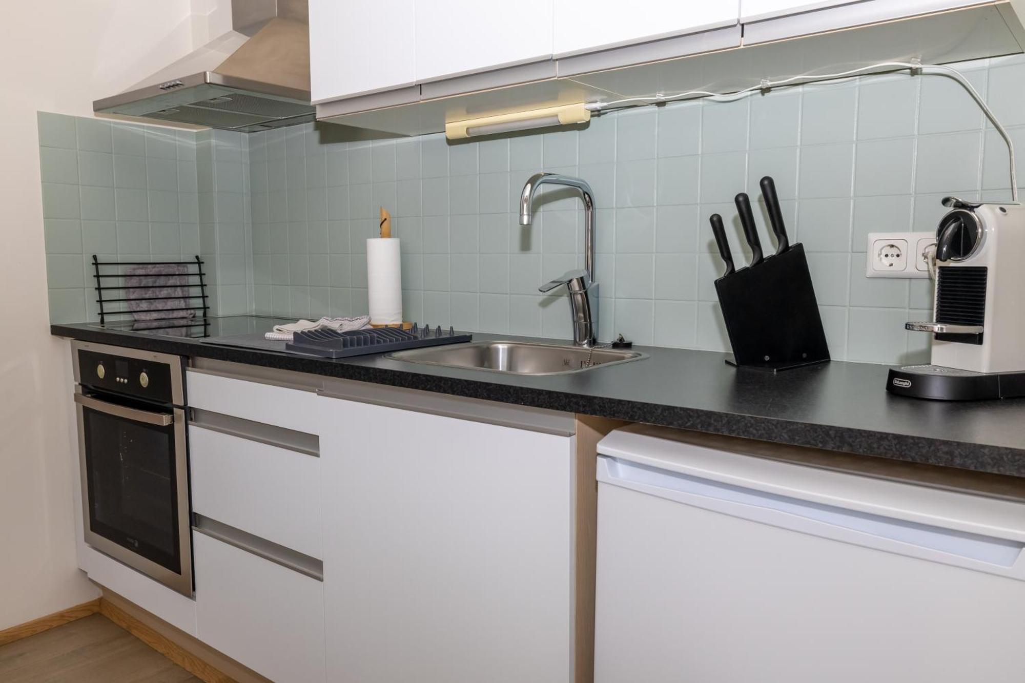 Charming Deluxe Apartment アークレイリ 部屋 写真